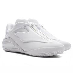 Shai 001 'Clean Slate' - White/White