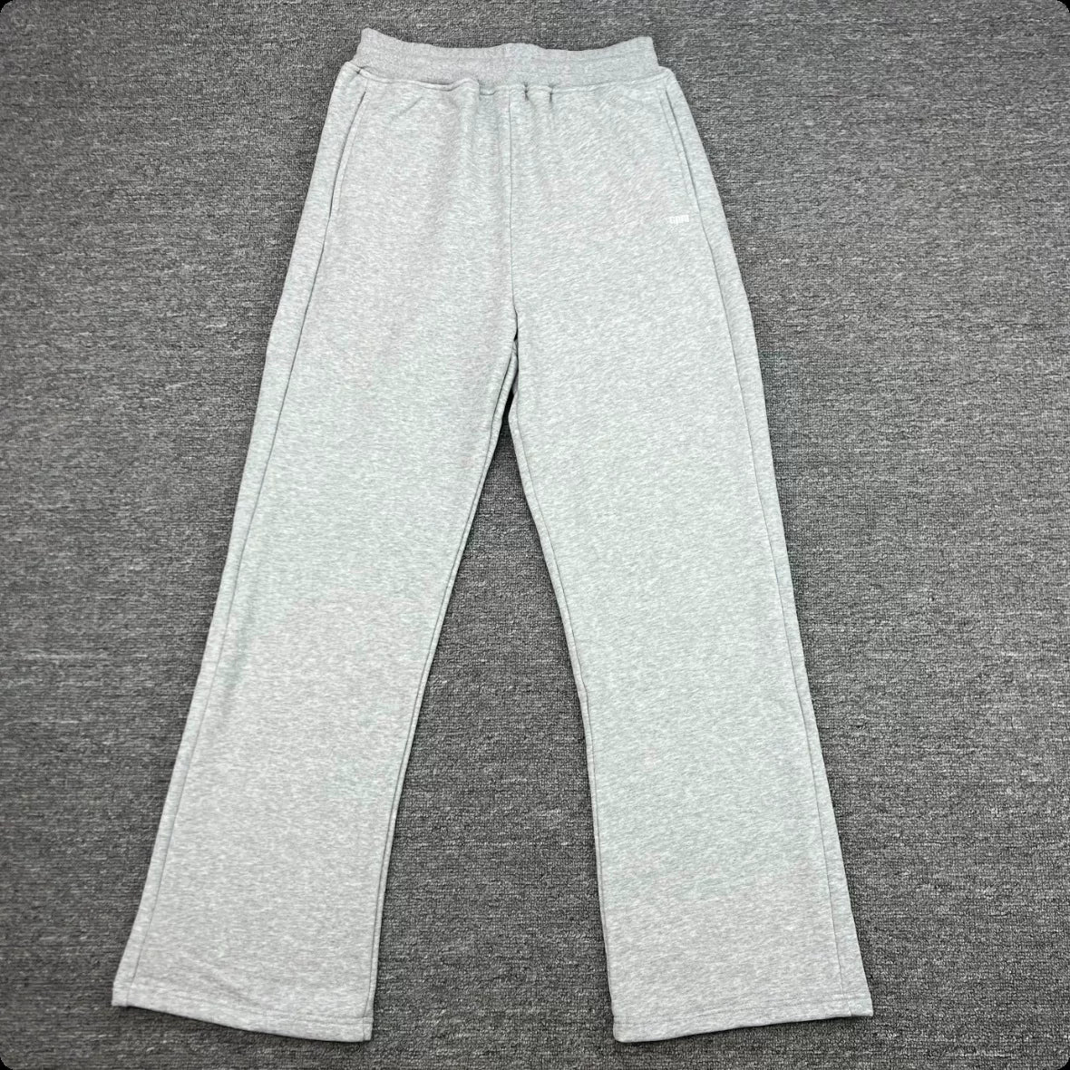 6PM Heather‑Grey Minimal Small‑Logo Wide‑Leg Sweatpants